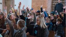“Slush-Ice in Paradise” Kinderweltgebetstag im Schleswiger Dom