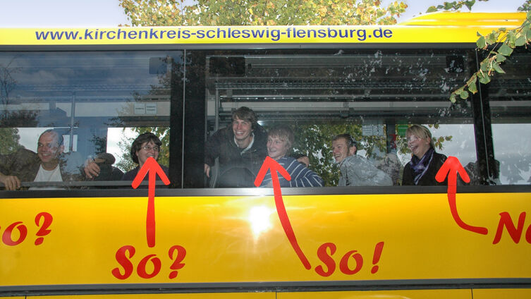 Der gelbe Bus "Wie sieht Gott aus?"