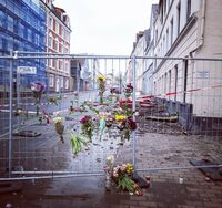 <a href="/nachrichten/artikel/nachricht/spendenaufruf-und-gedenkminute-fuer-flensburger-brandopfer.html" target="_self">Spendenaufruf und Andacht für Flensburger Brandopfer </a>