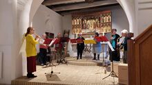Blockflötenensemble spielt sein erstes Konzert in der Uelsbyer Kirche