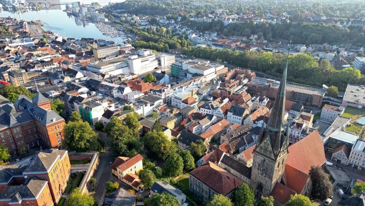 Luftaufnahme von St. Nikolai zu Flensburg