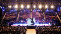 <a href="/nachrichten/artikel/nachricht/martin-luther-king-musical-kommt-nach-flensburg-bis-zu-1000-saengerinnen-koennen-mitmachen.html" target="_self">Martin Luther King Musical kommt nach Flensburg: Bis zu 1.000 Sänger:innen können mitmachen </a>
