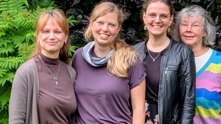 Das Pastorinnen-Team der Sternregion: Vlnr: Pastorin Ulrike Joos, Pastorin Kristina Löwenstrom, Pastorin Lisa Fischer, Entlastungspastorin Sylvia Meierding (Foto: Pia Abery Jacobsen)