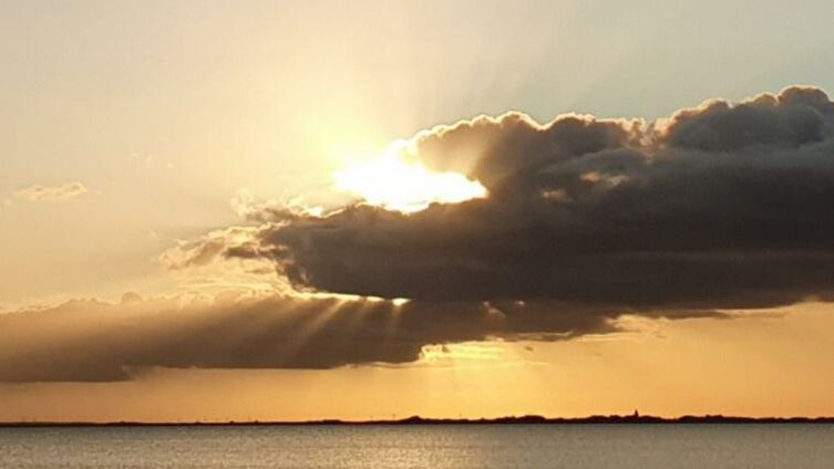 Hande Wolken