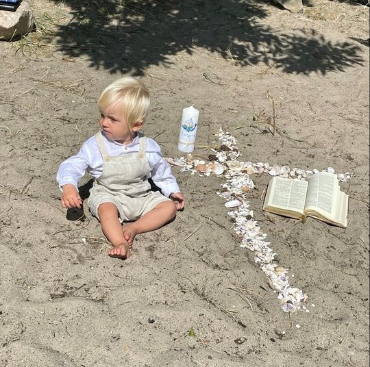 Taufkind am Strand (Foto: privat)