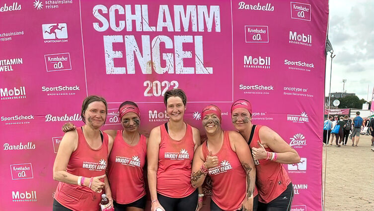 Das "Kirchenkreis-Team" auf dem Muddy Angel Run