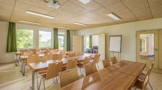 Rosenhaus Seminar-Eßraum