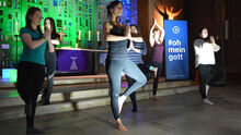 Yoga in der Jugendkirche