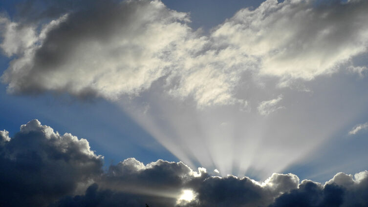 Aufreissender Himmel Joh Ahrens