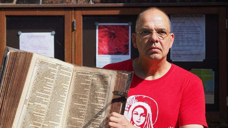 Ahrens bibel