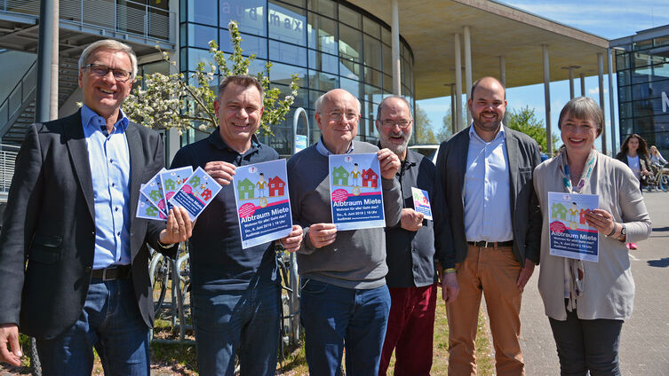 Arbeitsgruppe Wohnen vlnr Thomas Nolte Gerd Koll Rolf Sommer Detlef Fluh Joachim Kretschmar Silke Nicoline Hansen