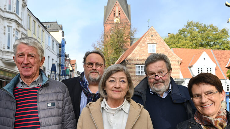 Beauftragtengremium von St. Marien. Vlnr: Hans Detlef Brix, Michael Lambert Hacker, Pastorin em. Elisabeth Caesar, Burkhard Gerling, Pastorin Sylvia Fuchs. Foto: Ahrens
